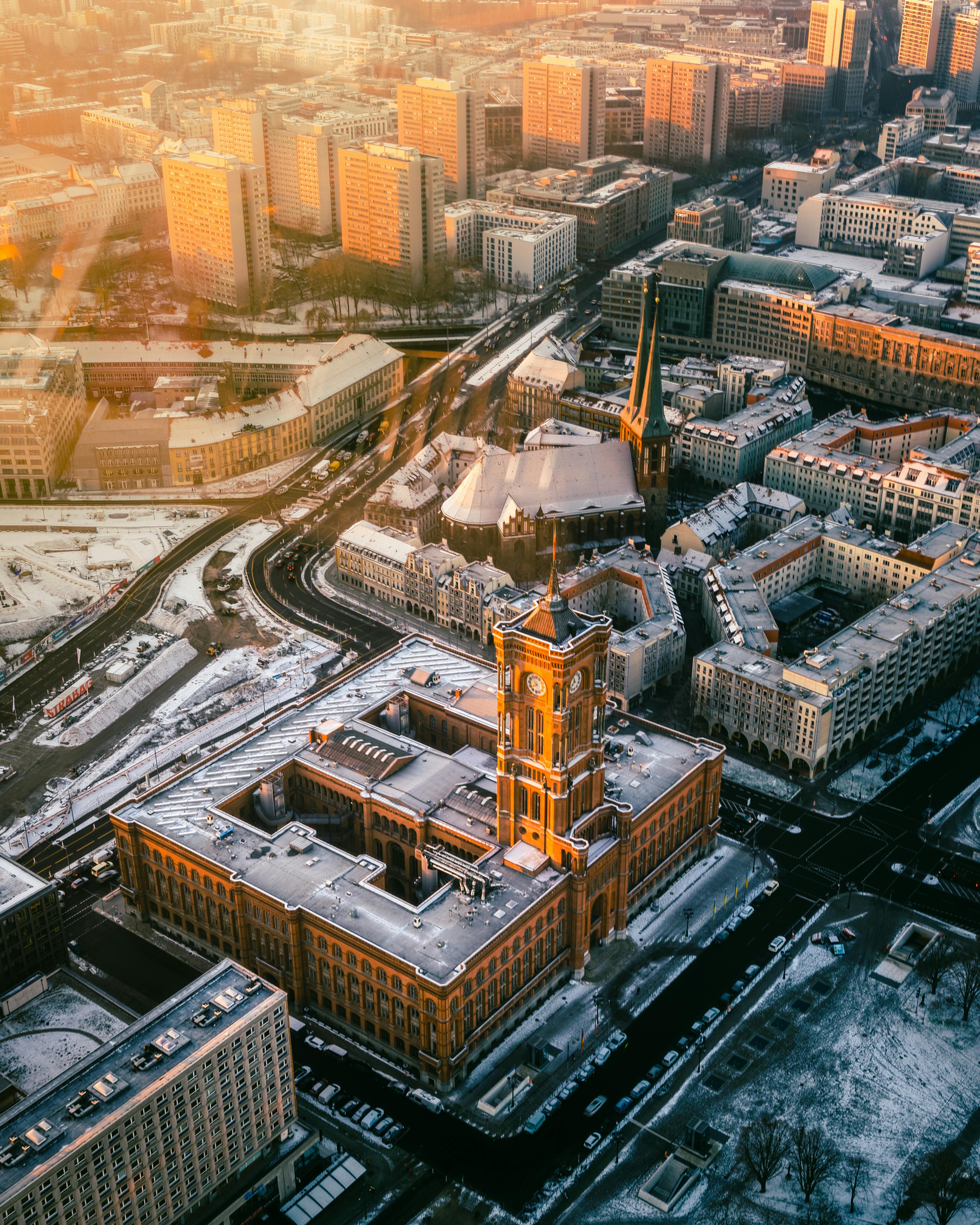 Digitalizare completă pentru administrația locală